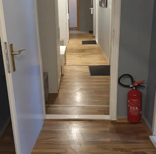 Casa de hóspedes Zentrum 50 *